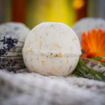 Lemongrass Sandalwood Bath Bomb - single